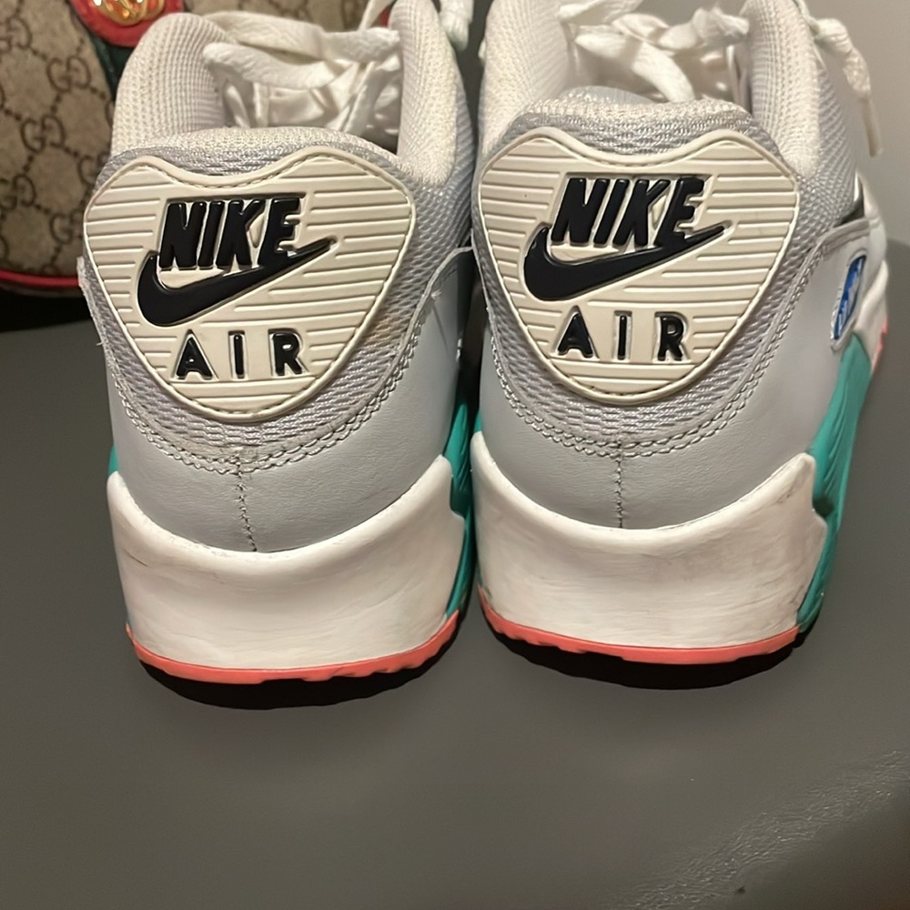 prelovedNike Air Sneakers - White and Green south beach - Picture 2 of 5